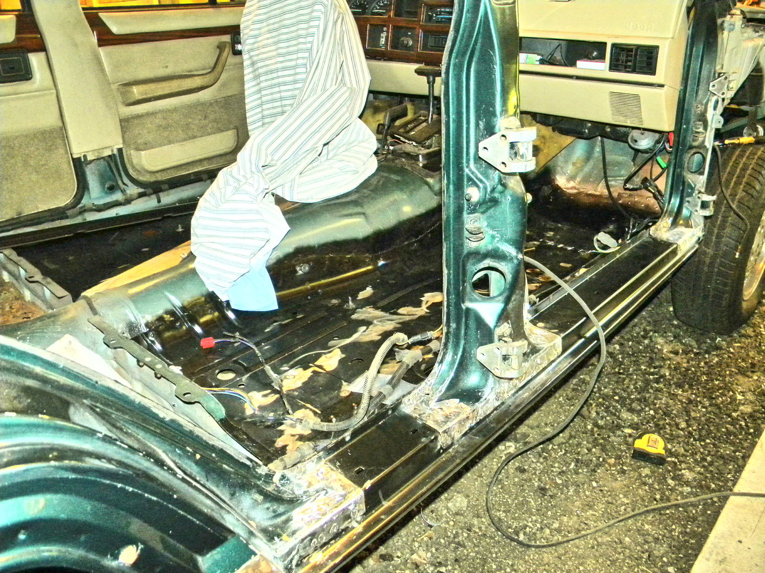 Key Parts Rocker Panel for 8401 Jeep Cherokee XJ Quadratec